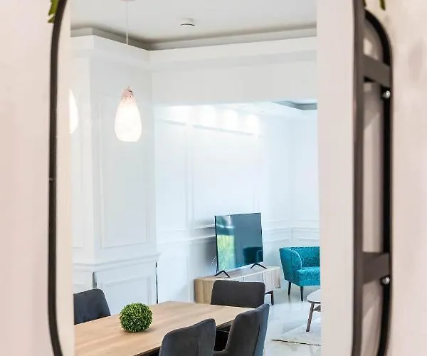 Апартаменты Corvinus Smart With Beautiful View