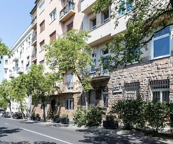 Corvinus Smart With Beautiful View شقة بودابست